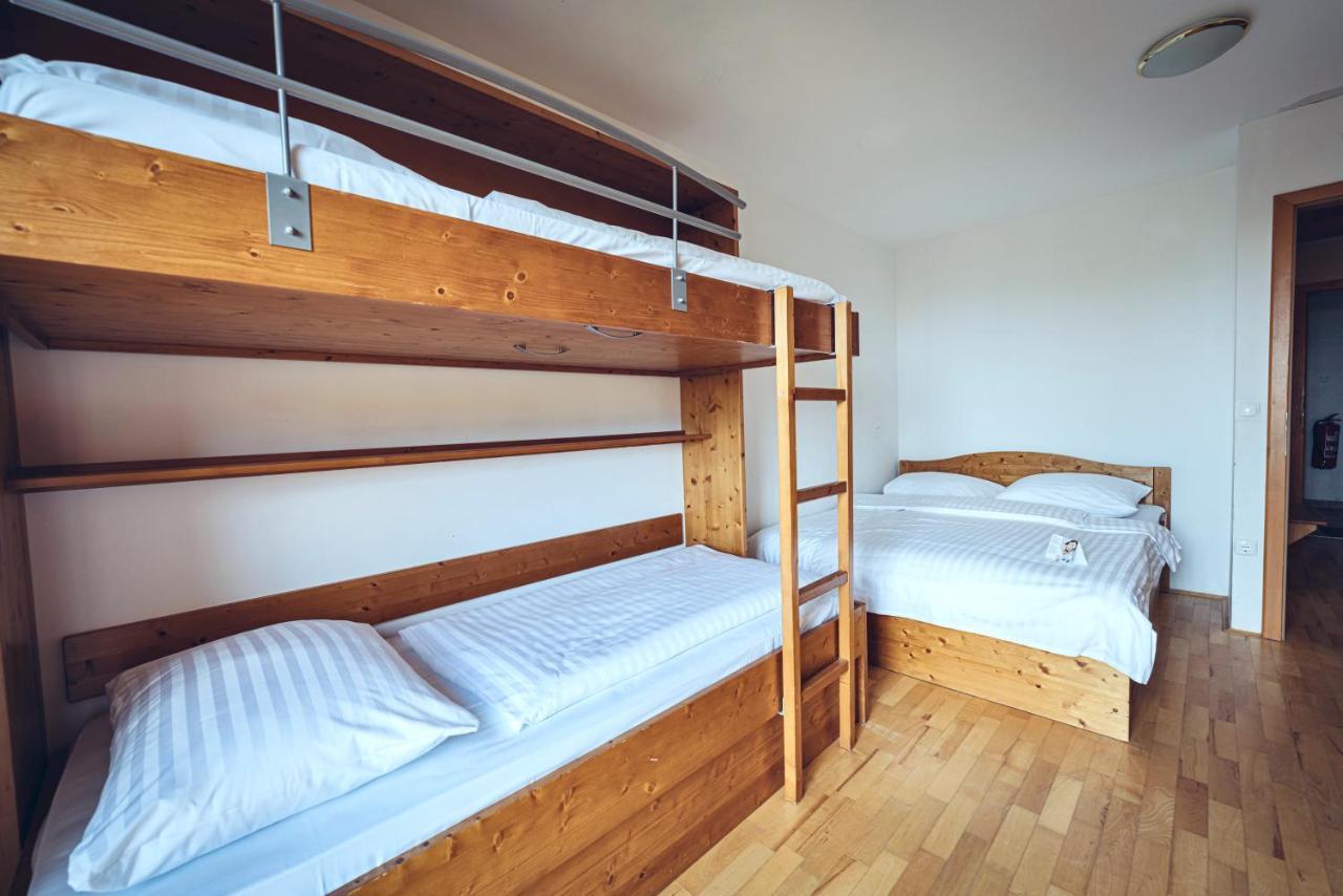 Pohorje Village Wellbeing Resort - Forest Apartments Videc Hocko Pohorje Ngoại thất bức ảnh