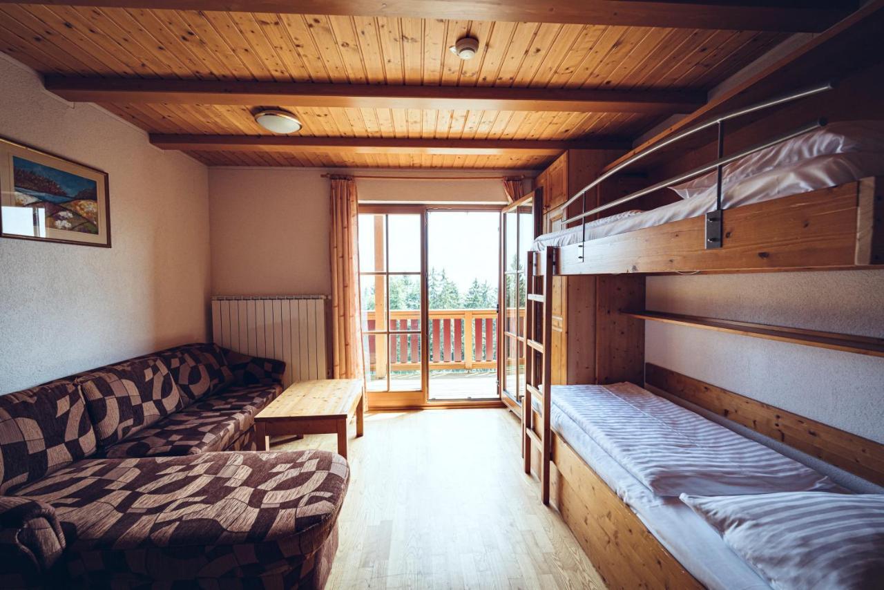 Pohorje Village Wellbeing Resort - Forest Apartments Videc Hocko Pohorje Ngoại thất bức ảnh