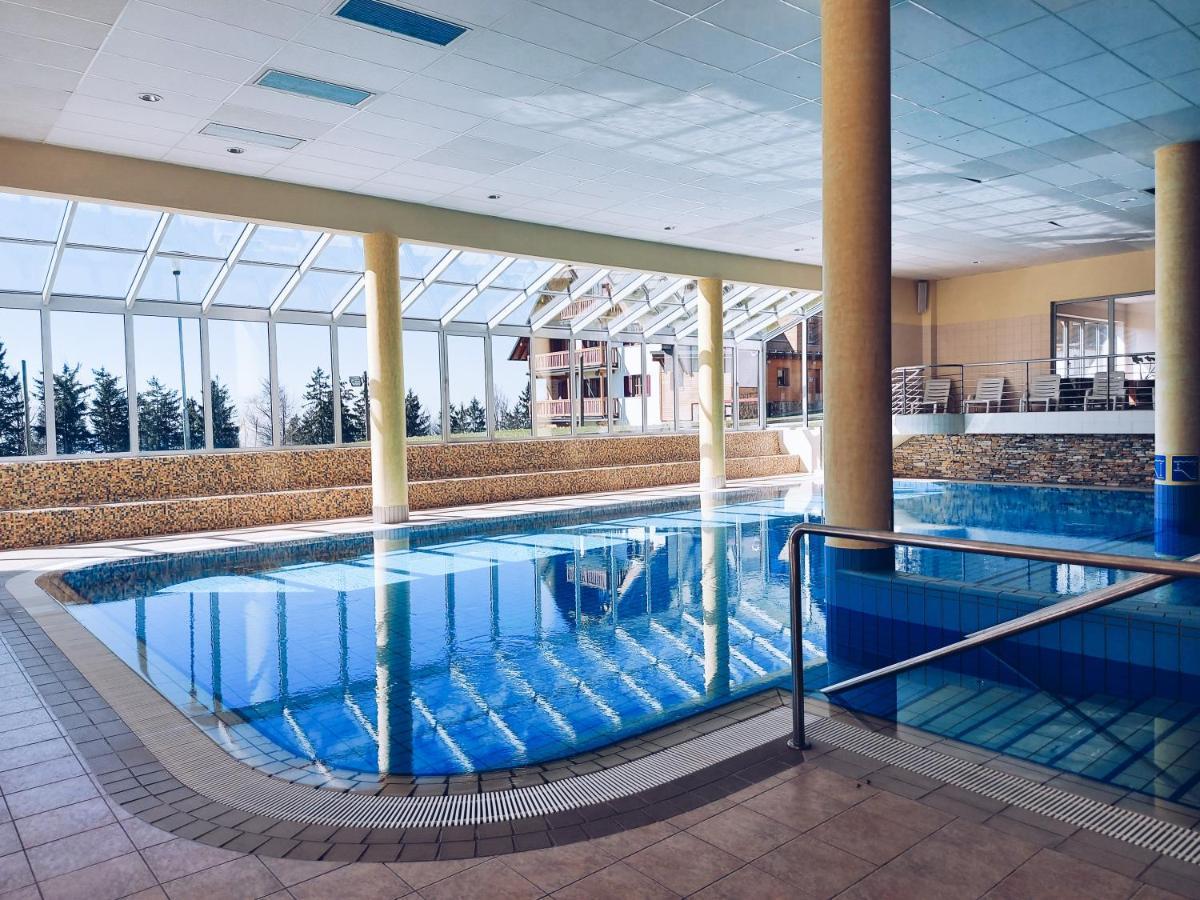 Pohorje Village Wellbeing Resort - Forest Apartments Videc Hocko Pohorje Ngoại thất bức ảnh